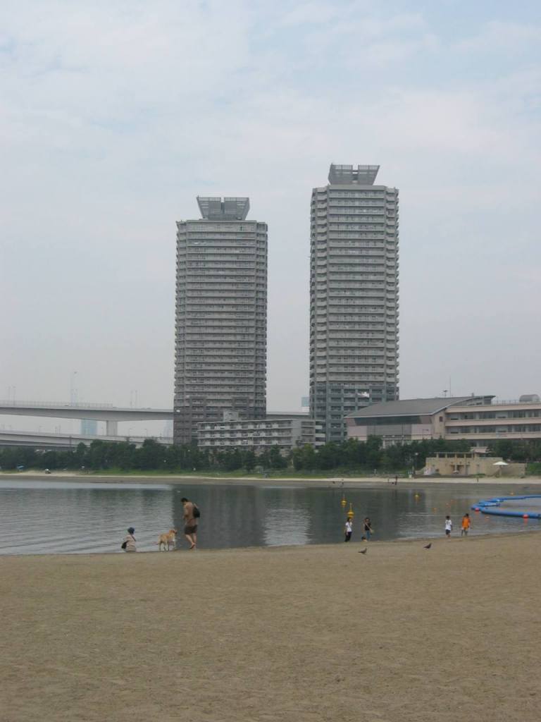 gal/Tokyo/Odaiba/103_0316_r1.jpg